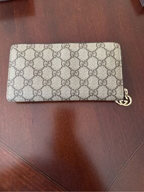 Authentic Gucci Wallet